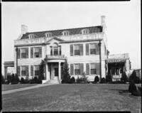  Meyers Photo Shop. "Governor's Mansion." Photograph. n.d. From The Gateway to Oklahoma History. https://gateway.okhistory.org/ark:/67531/metadc1121712/m1/1/?q=governor%27s%20mansion (accessed October 3, 2023). 
