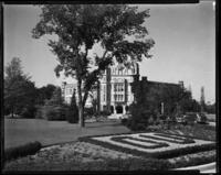 Meyers Photo Shop, Photographer. "University of Oklahoma Acct." Photograph. n.d. From the Gateway to Oklahoma History. https://gateway.okhistory.org/ark:/67531/metadc1122408/?q=university%20of%20oklahoma (accessed September 7, 2023).