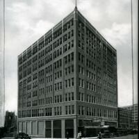 "Mayo Building in Tulsa." Photograph. 1940. From The Gateway to Oklahoma City. https://gateway.okhistory.org/ark:/67531/metadc961039/m1/1/?q=tulsa%20architecture (accessed December 19, 2023).