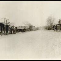 "[Photograph 2012.201.B1013.0096.]" Photograph. n.d. From The Gateway to Oklahoma History. https://gateway.okhistory.org/ark:/67531/metadc559129/m1/1/?q=pioneer%20town (accessed February 13, 2024).